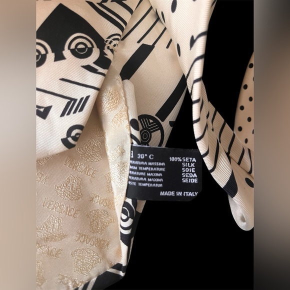 Silk Versace Tie - Picture 4 of 6